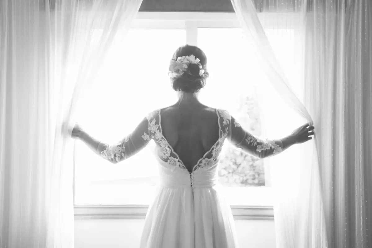 Detalle de vestido de novia